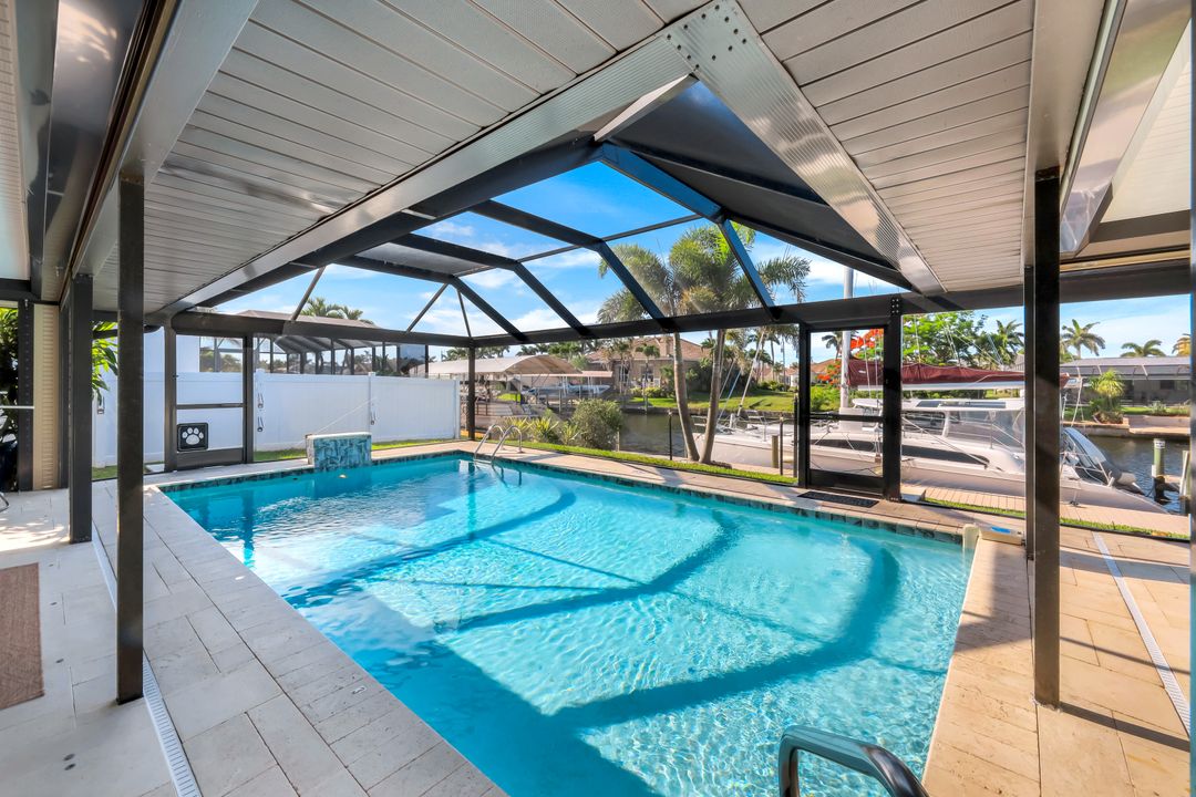 1528 SW 52nd Ln, Cape Coral, FL 33914