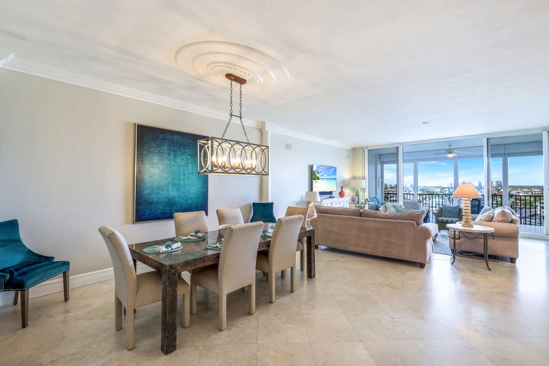 410 Flagship Dr #903, Naples, FL 34108