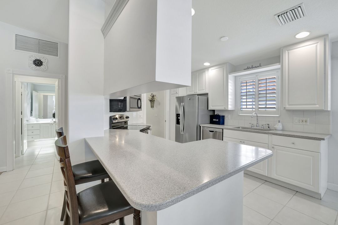 4724 Maupiti Way, Naples, FL 34119