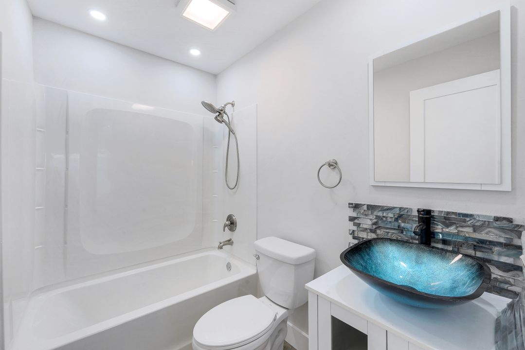 2848 Arbutus St #D1, Naples, FL 34112