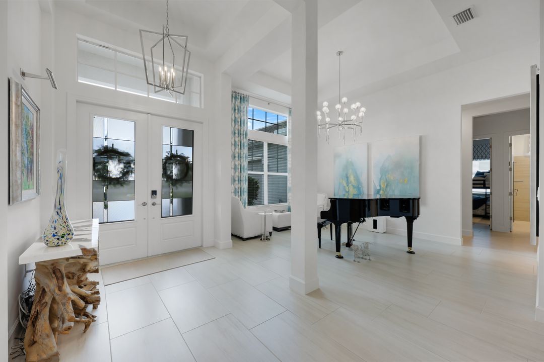 17216 Blue Sapphire Dr, Fort Myers, FL 33913