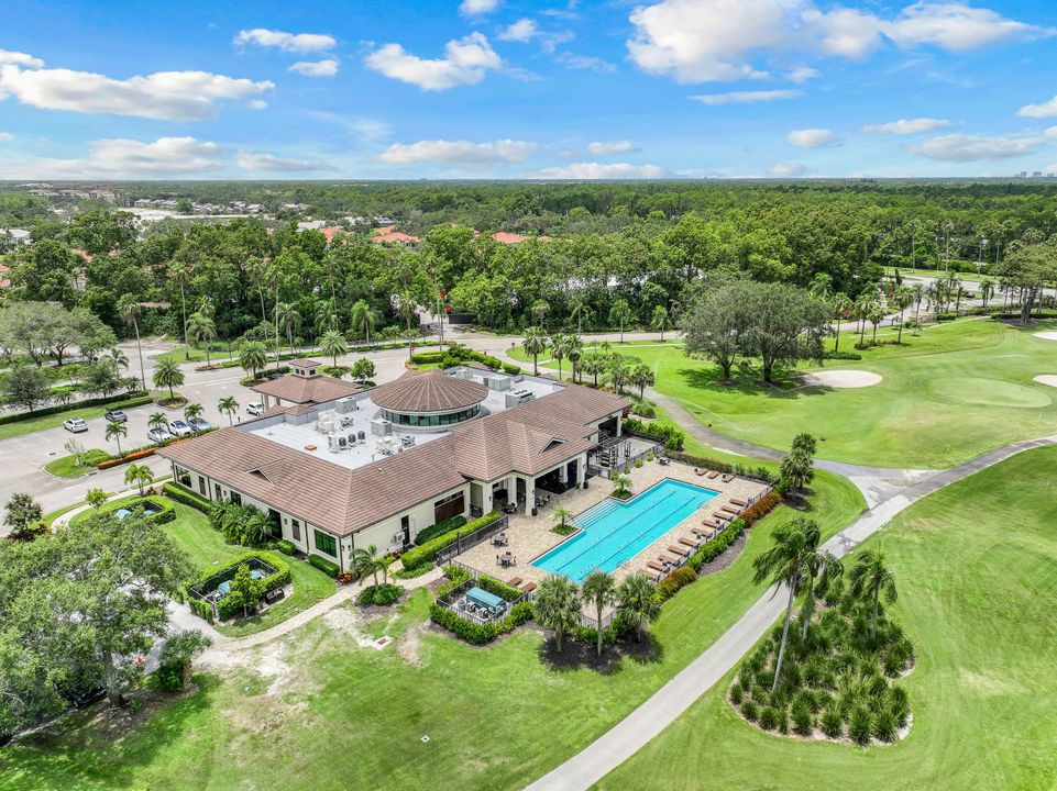 515 Laguna Royale Blvd  #102, Naples, FL 34119