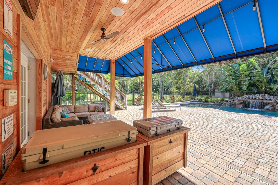 6036 Cedar Tree Ln, Naples, FL 34116