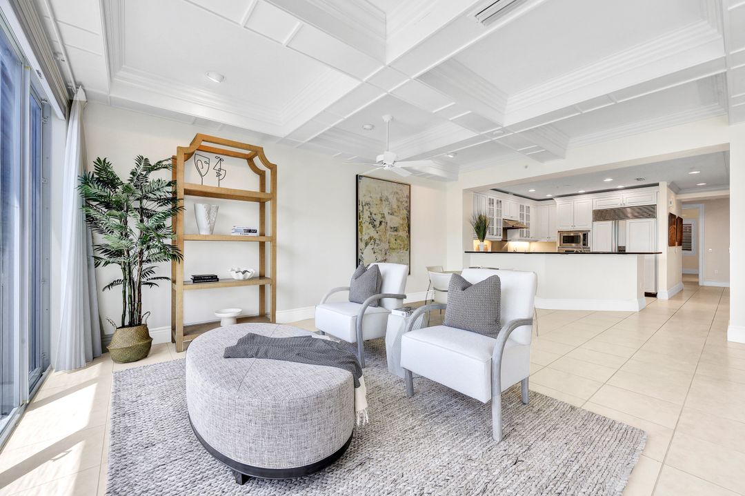 1400 Gulf Shore Blvd N #203, Naples, FL 34102