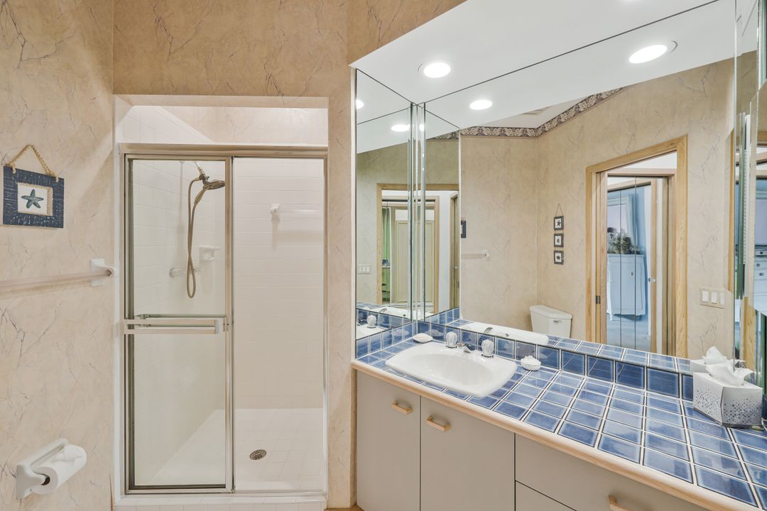 730 Bay Tree Ct, Naples, FL 34108