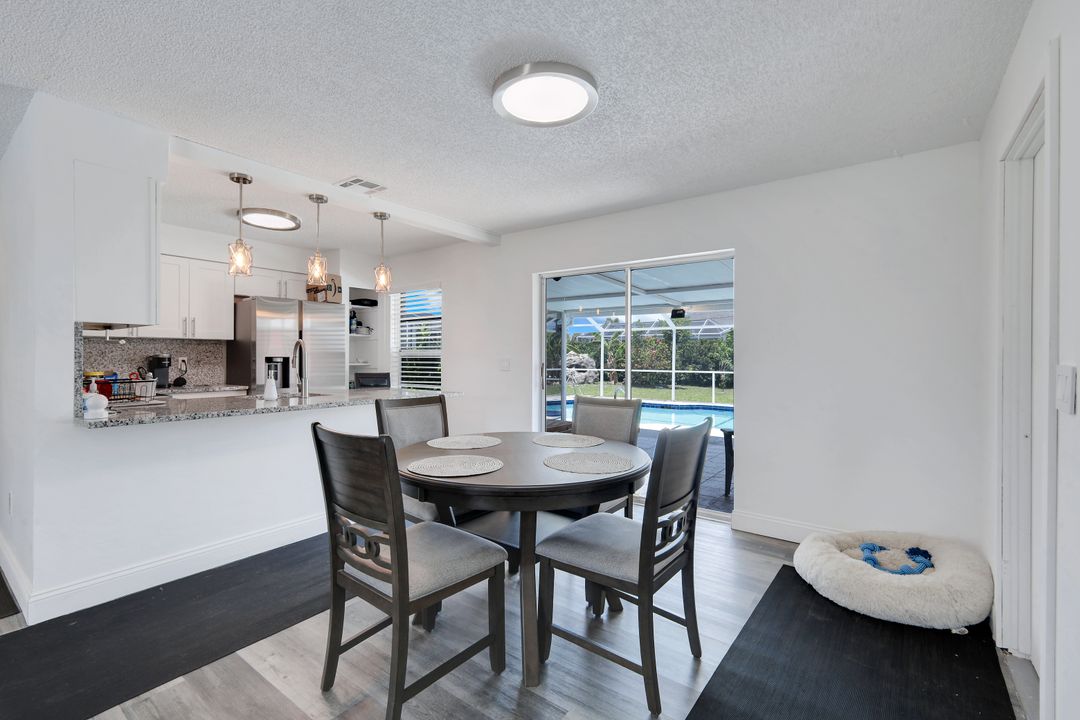 1307 SW 43rd Ln, Cape Coral, FL 33914