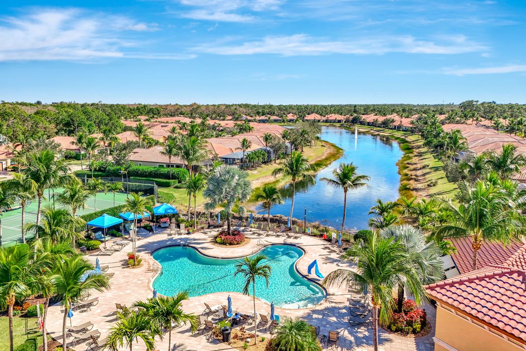 9142 Isla Bella Cir, Bonita Springs, FL 34135