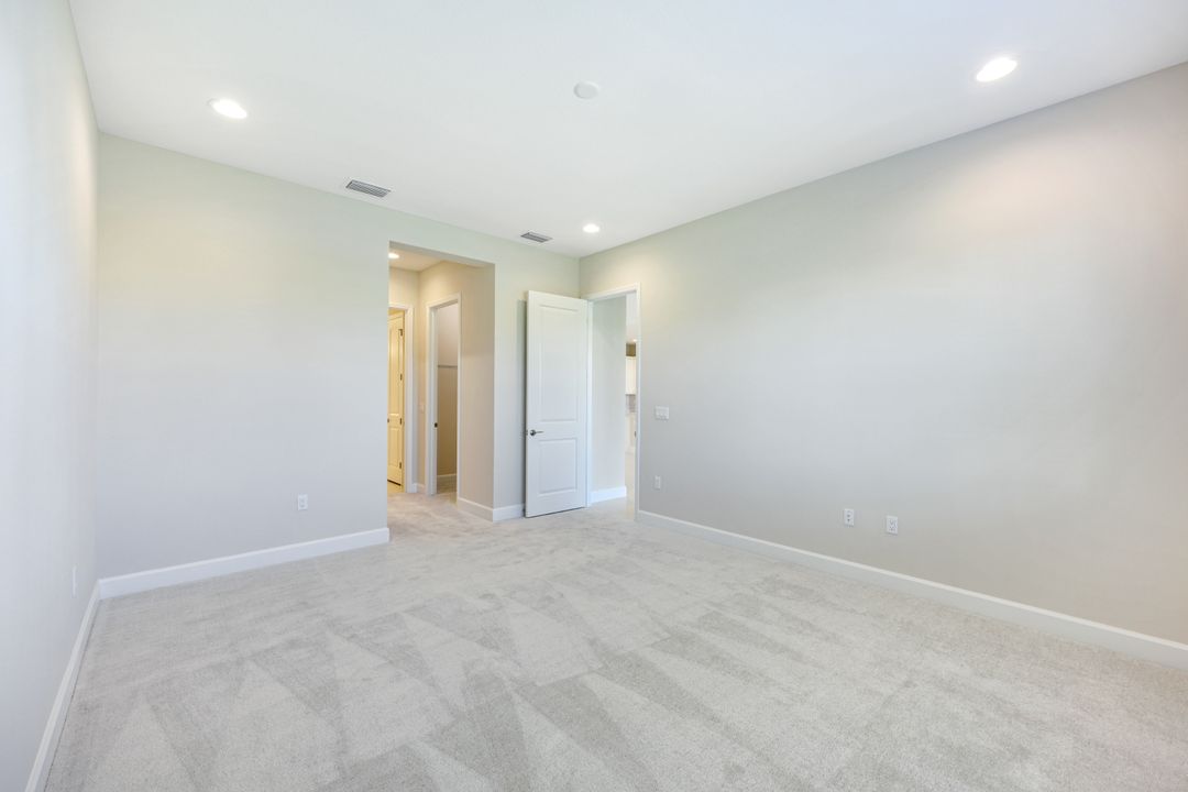 12650 Alderson Ave, Estero, FL 33928