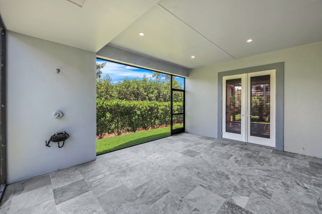 834 Hideaway Cir W, Marco Island, FL 34145