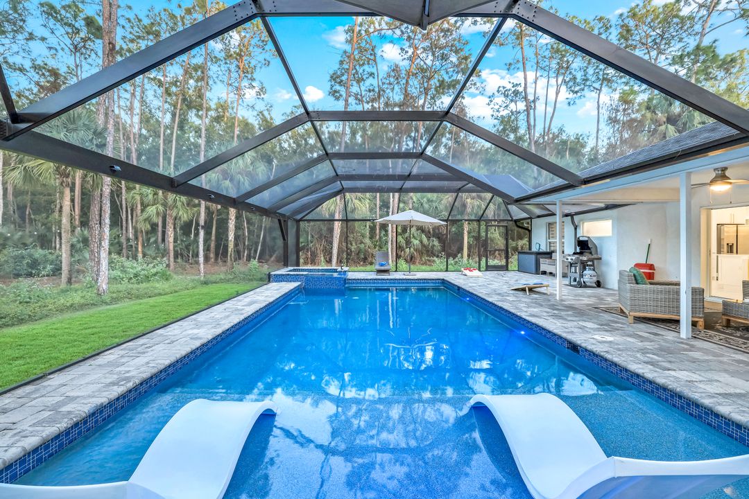 6641 Golden Gate Pkwy, Naples, FL 34105