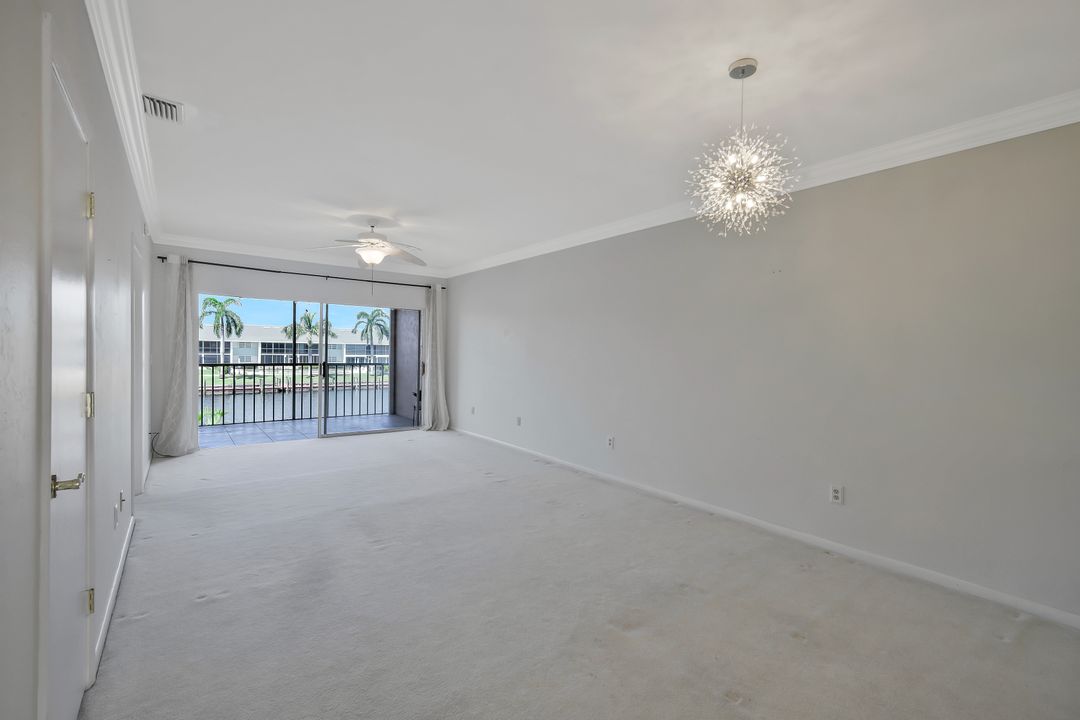 4550 SE 5th Pl #202, Cape Coral, FL 33904