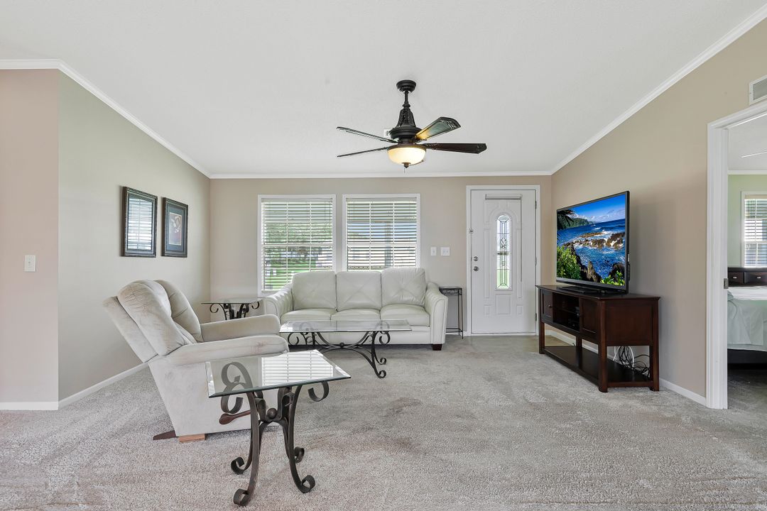 5318 Fiddleleaf Dr, Fort Myers, FL 33905