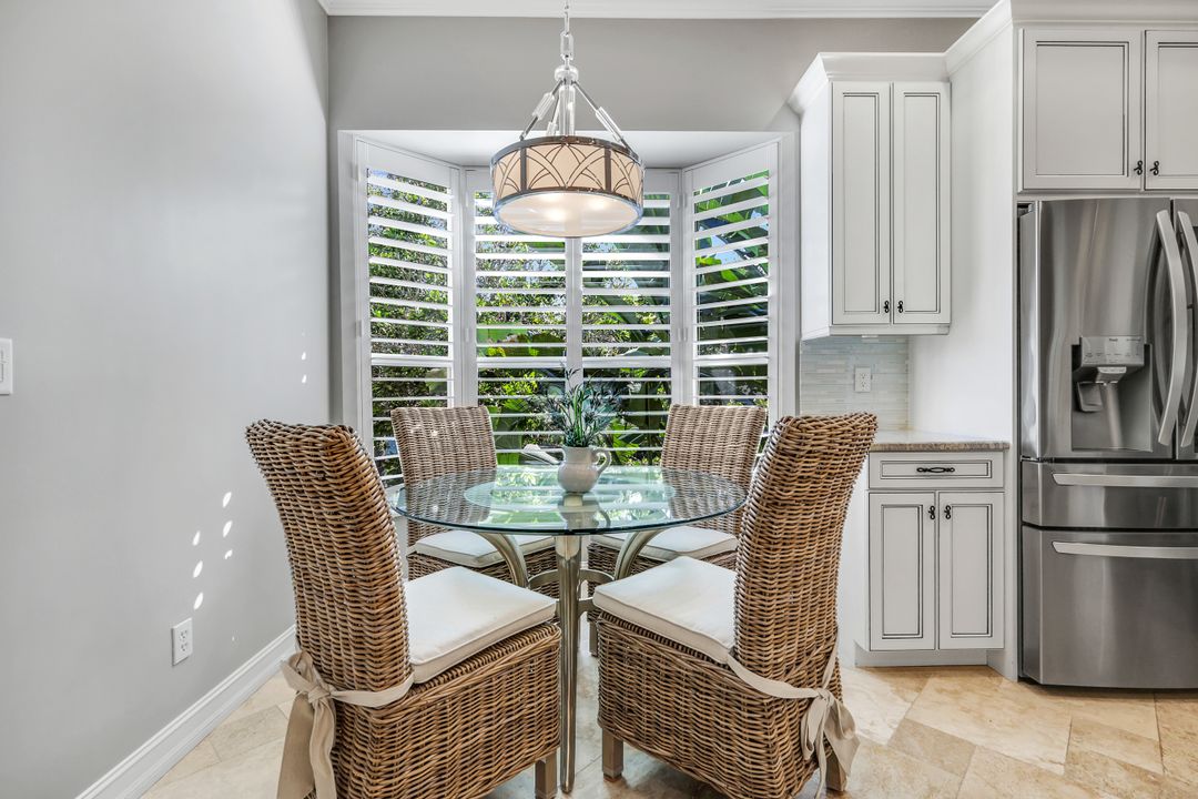 1840 Les Chateaux Blvd #4201, Naples, FL 34109