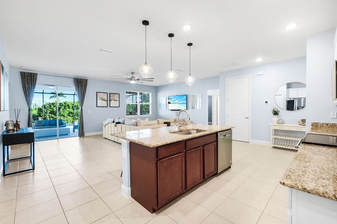 3405 NW 18th St, Cape Coral, FL 33993