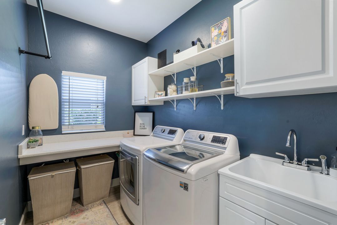 2648 Bellingham Ct, Cape Coral, FL 33991