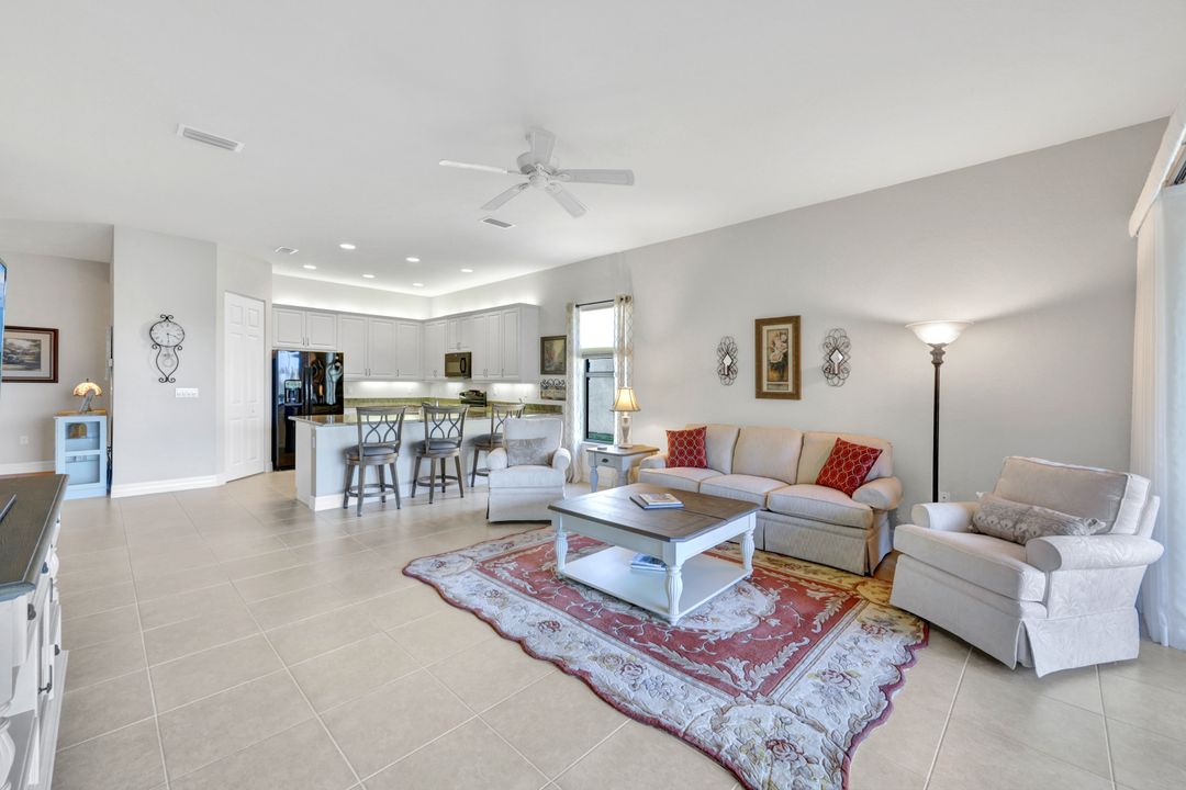 13466 Sumter Ln, Naples, FL 34109