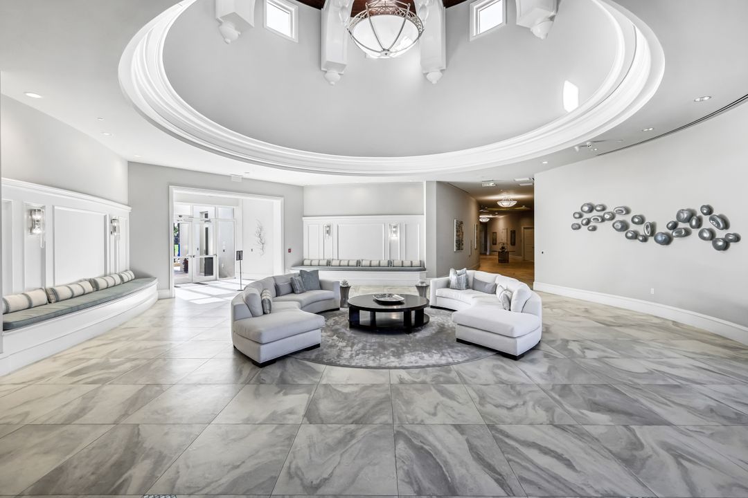 4951 Bonita Bay Blvd #303, Bonita Springs, FL 34134