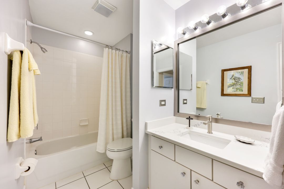 4650 Turnberry Lake Dr #102, Estero, FL 33928