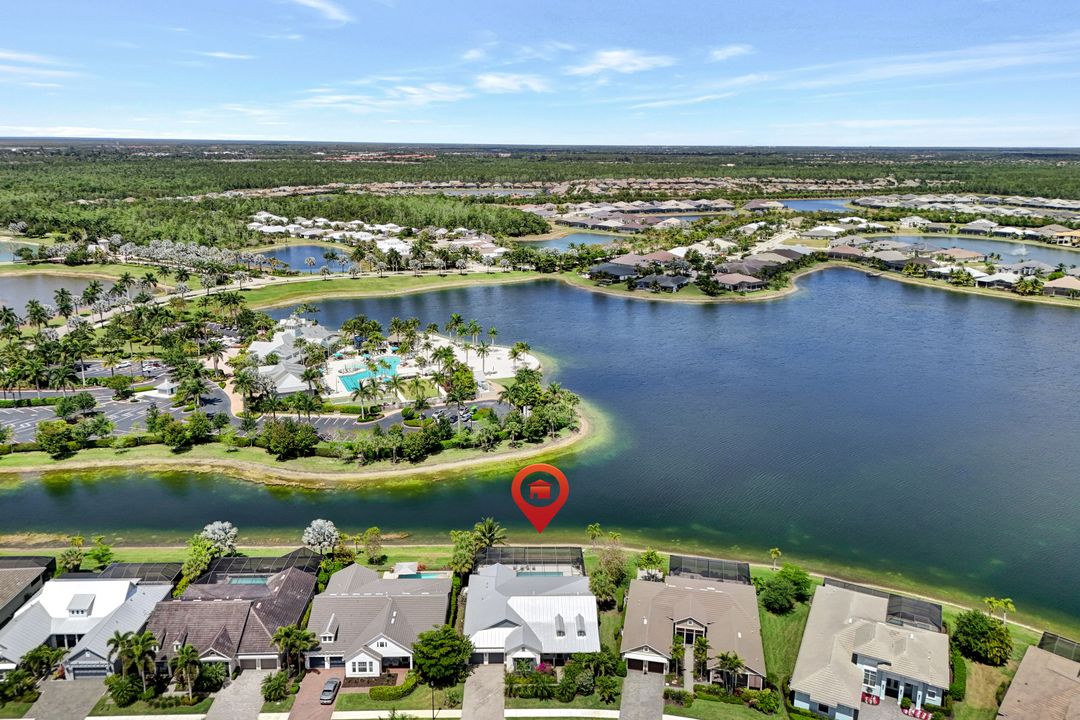 14831 Dockside Ln, Naples, FL 34114