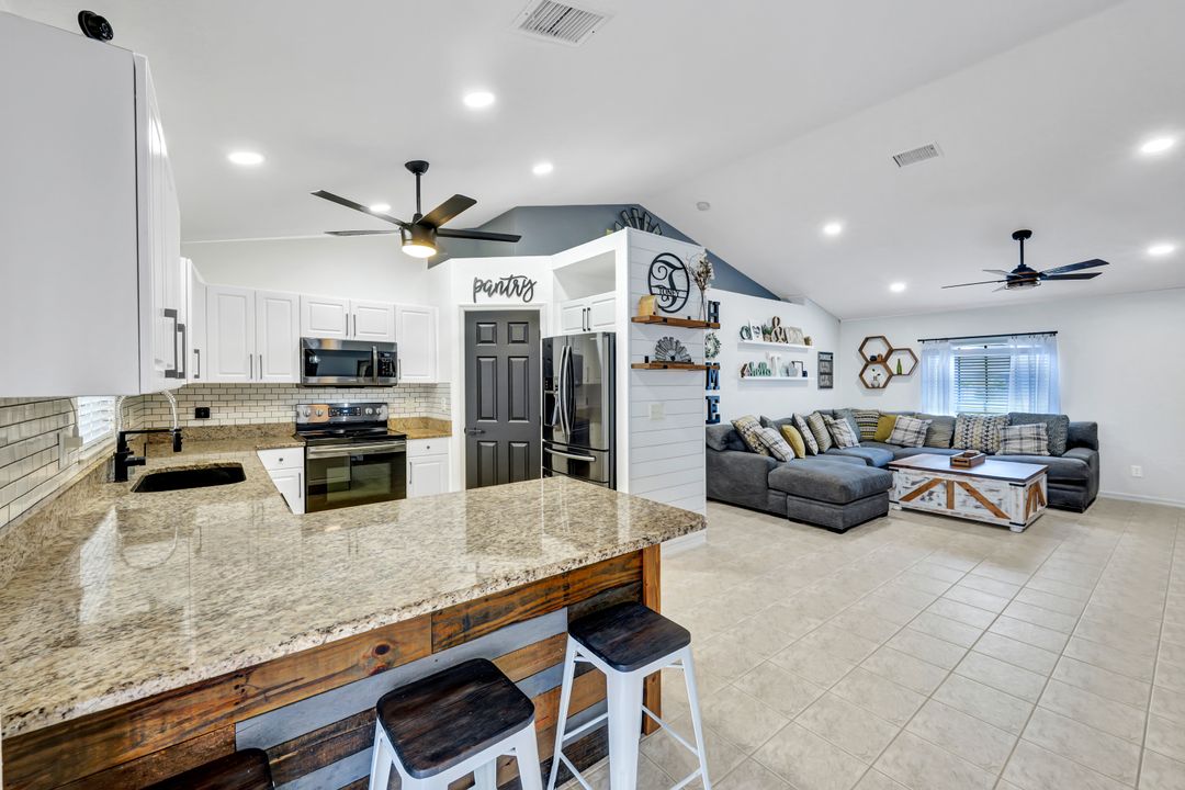 1125 NW 18th Pl, Cape Coral, FL 33993