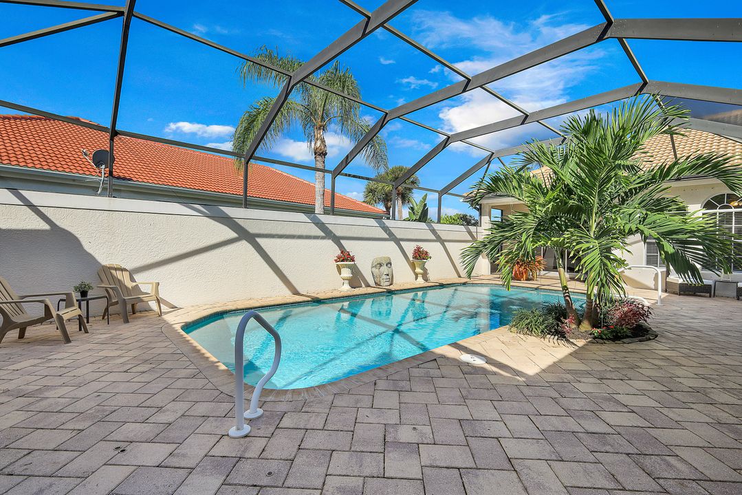 15835 Delasol Ln, Naples, FL 34110