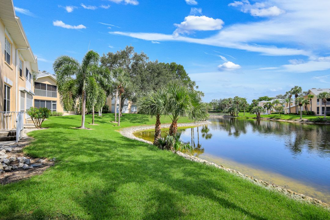 752 Wiggins Lake Dr #201, Naples, FL 34110