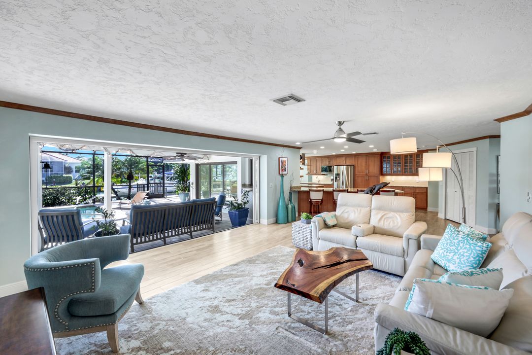 248 Polynesia Ct, Marco Island, FL 34145