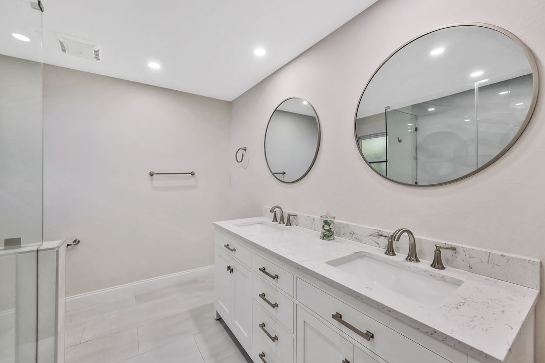 105 Blue Ridge Dr, Naples, FL 34112