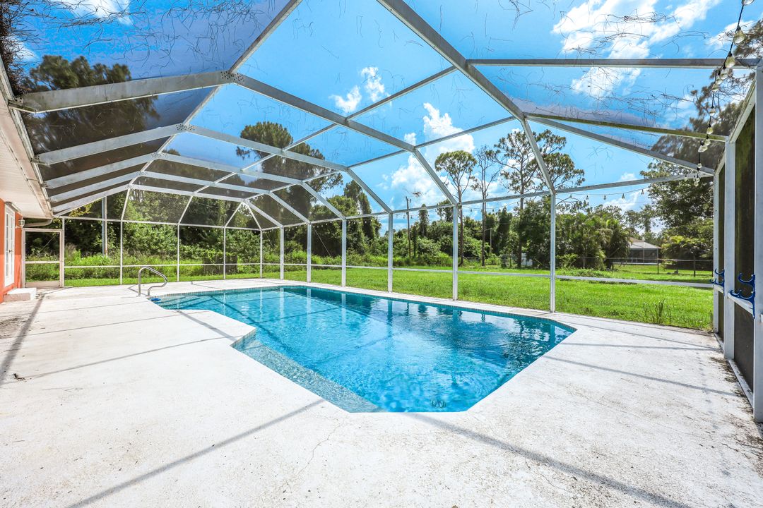 811 Jefferson Ave, Lehigh Acres, FL 33936