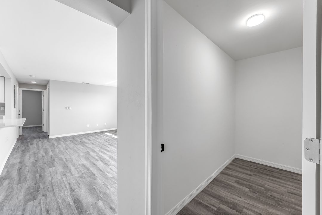 4815 Tudor Dr #5-8, Cape Coral, FL 33904