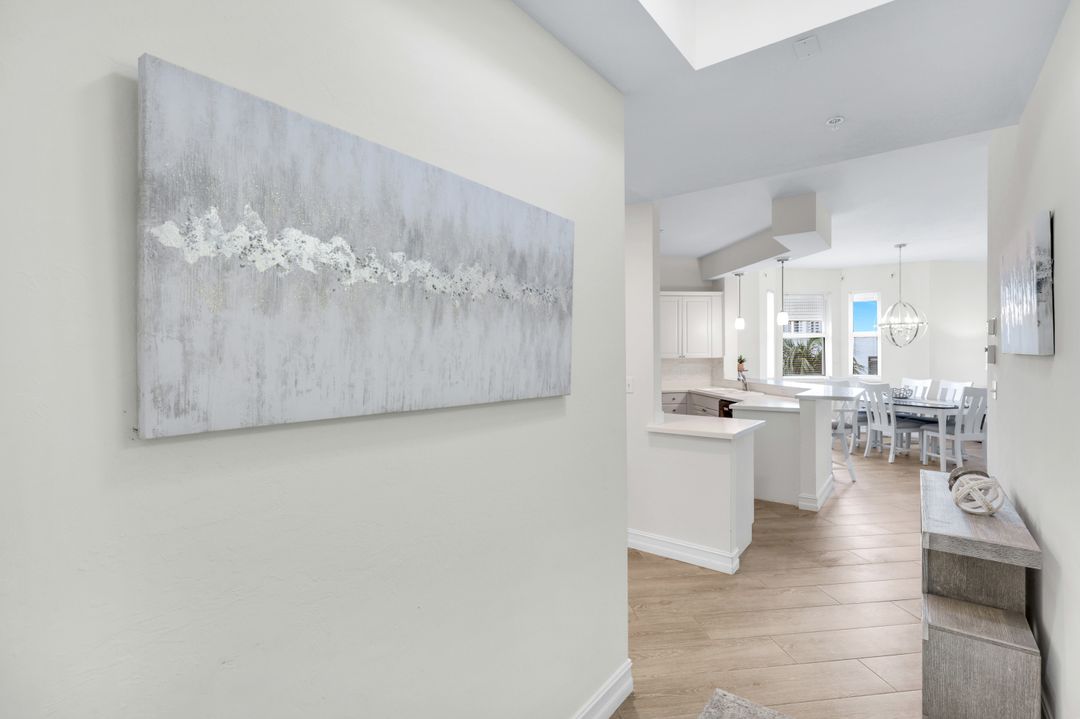 400 Flagship Dr, Naples, FL 34108