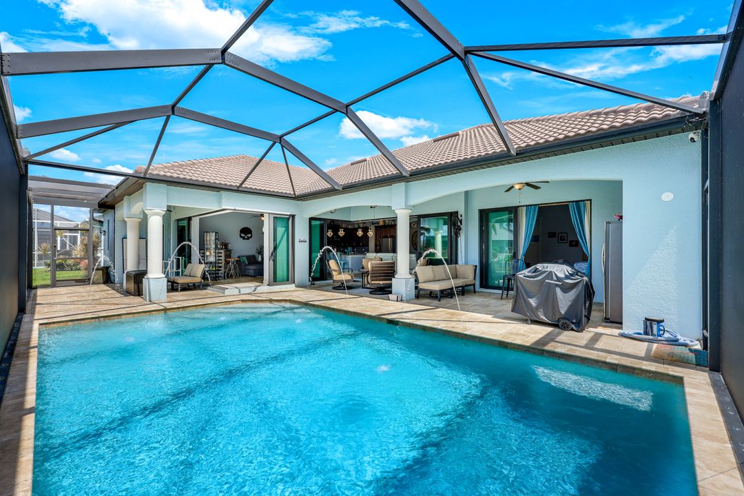 208 SW 15th St, Cape Coral, FL 33991