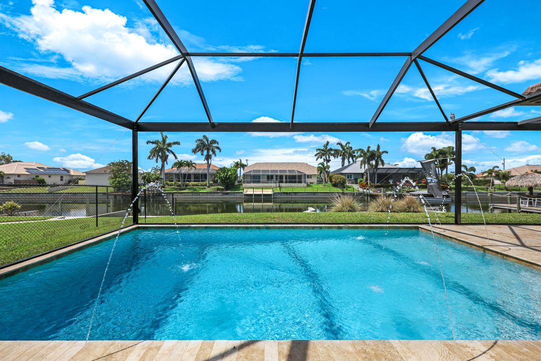 208 SW 15th St, Cape Coral, FL 33991