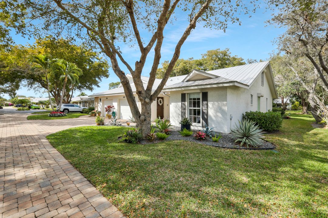 4742 West Blvd #S-8, Naples, FL 34103