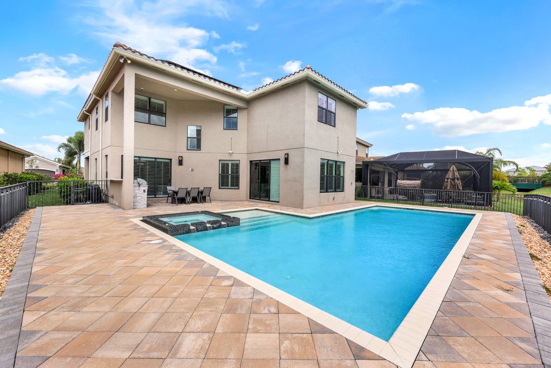 10059 Chesapeake Bay Dr, Fort Myers, FL 33913