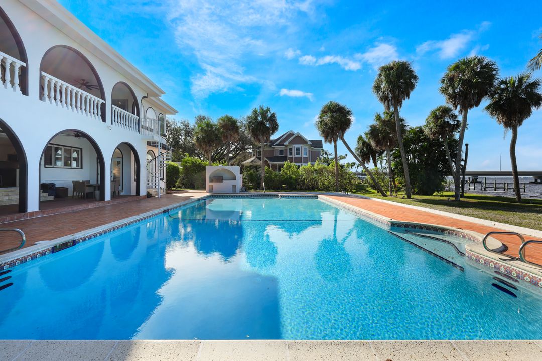 4620 Caloosa Vista Rd, Fort Myers, FL 33901