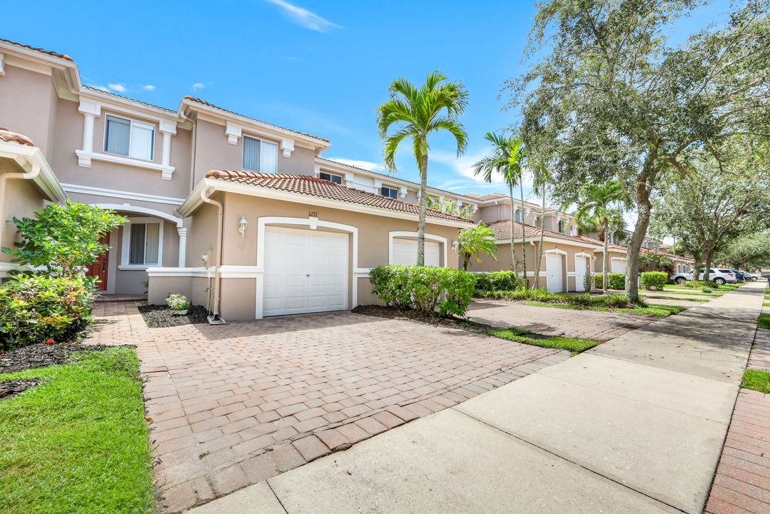 3291 Antica St, Fort Myers, FL 33905