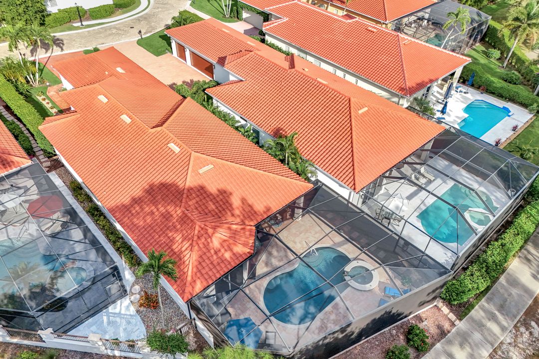 1282 Via Portofino, Naples, FL 34108