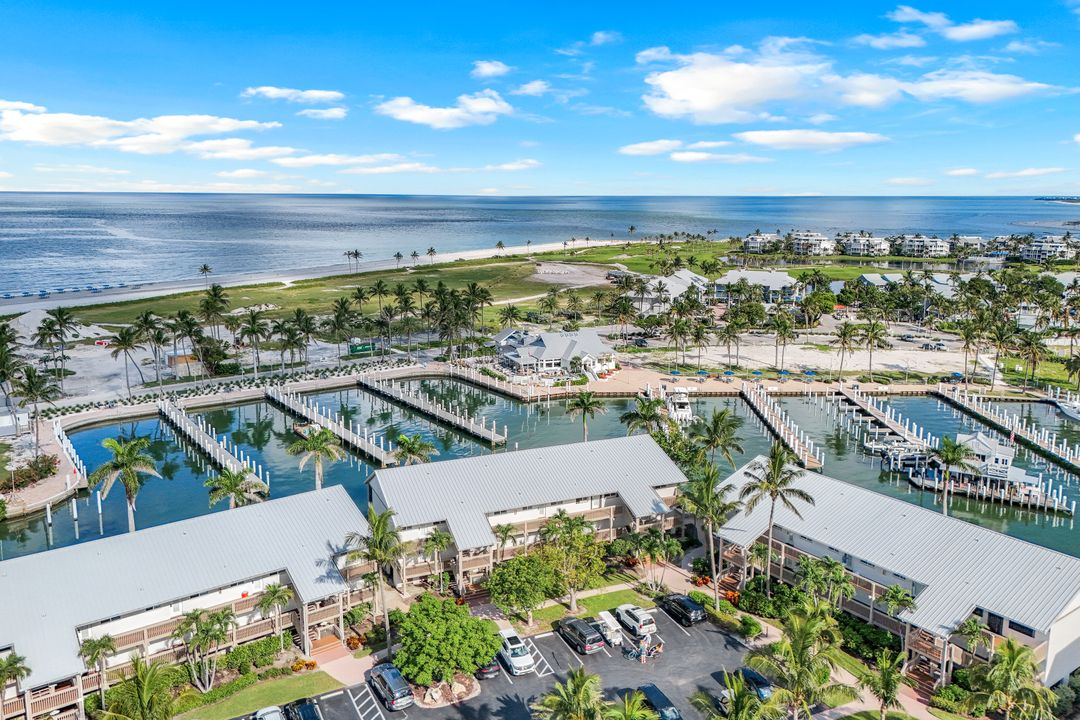 5400 Plantation Rd #Marina Villa 705, Captiva, FL 33924