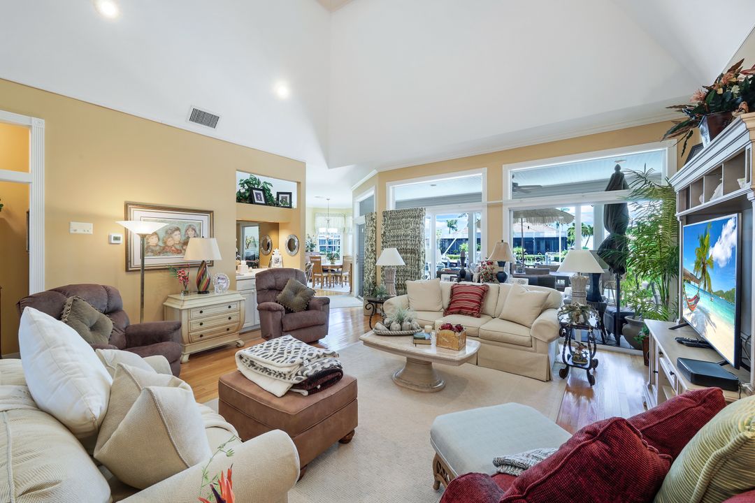 1181 Whiteheart Ct, Marco Island, FL 34145