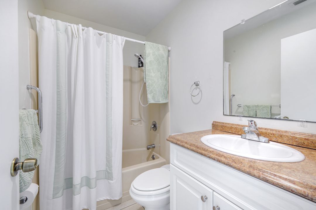 1410 SE 8th Ave, Cape Coral, FL 33990