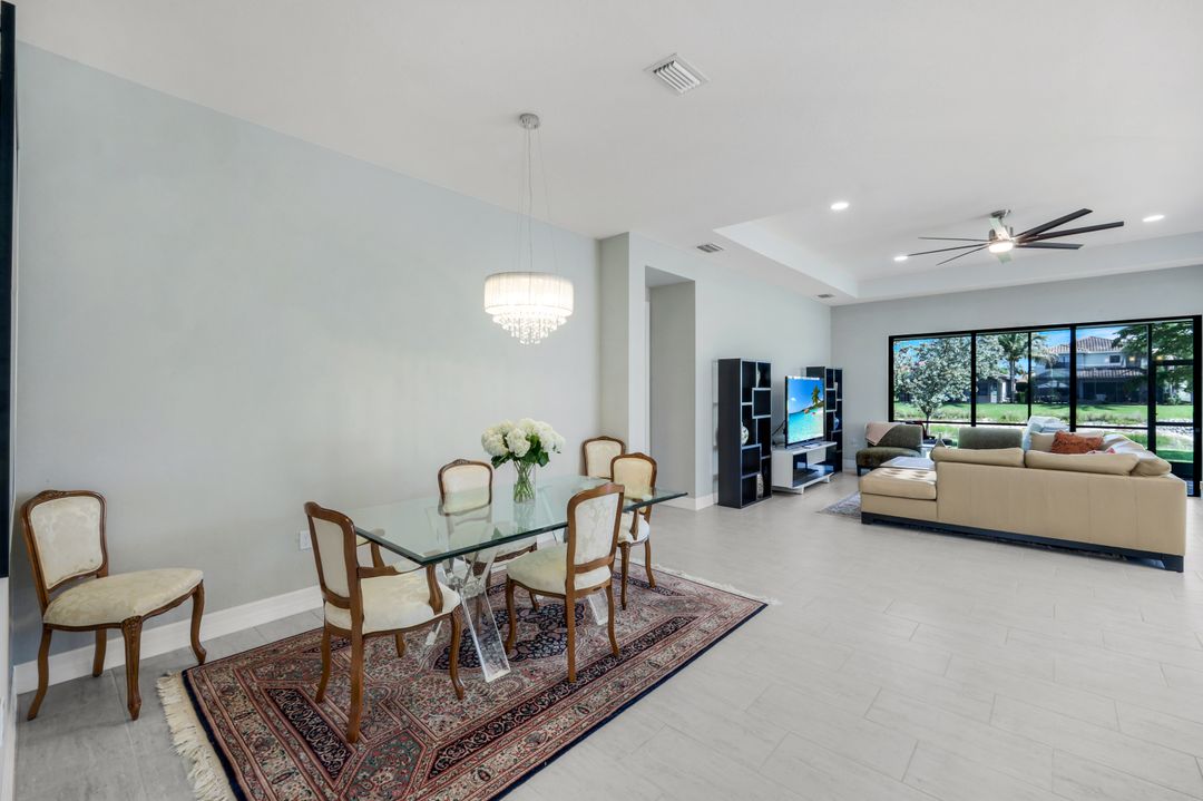 4118 Aspen Chase Dr, Naples, FL 34119