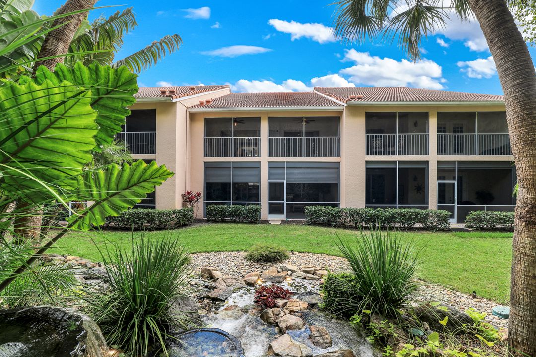 2055 Cascades Dr #6, Naples, FL 34112
