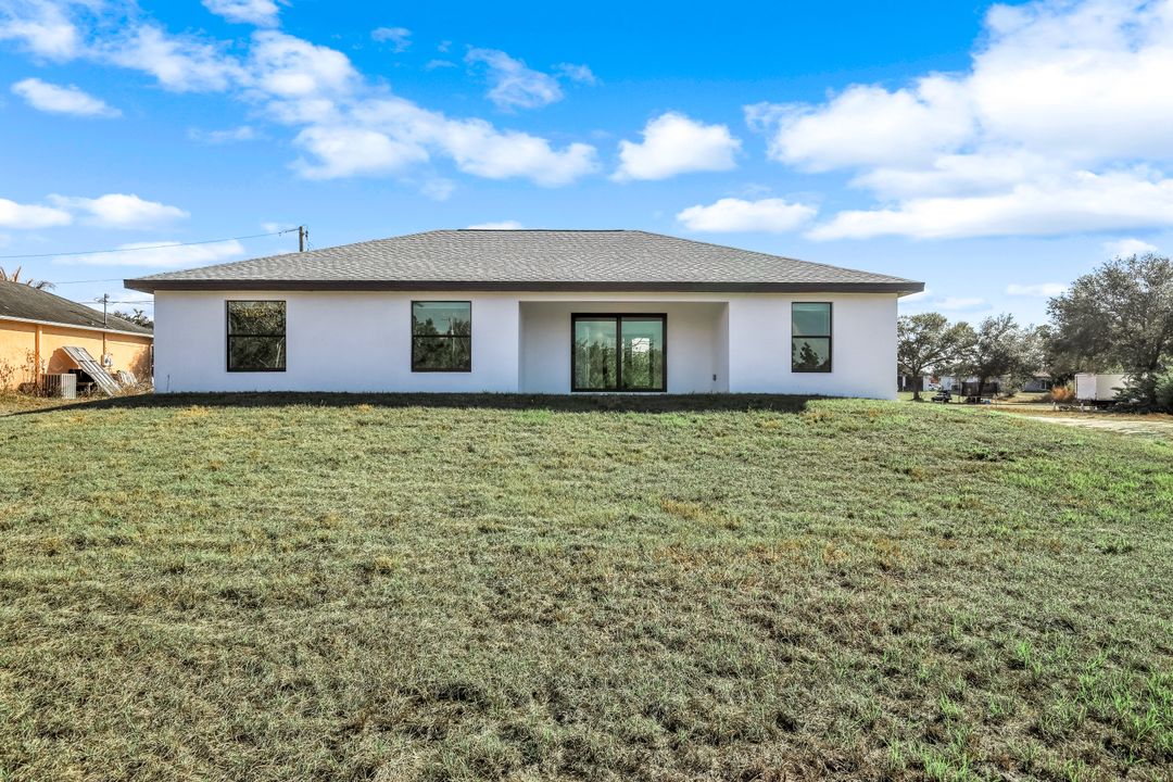 3018 11th St SW, Lehigh Acres, FL 33976