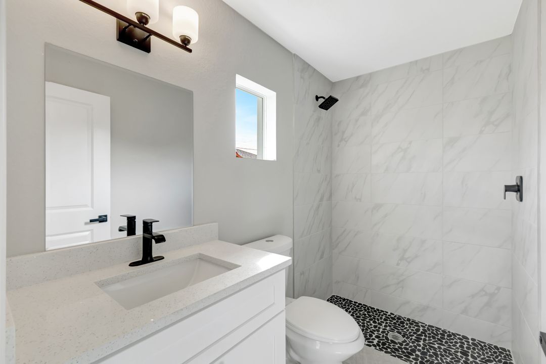 1907 NW 20th Terrace, Cape Coral, FL 33993