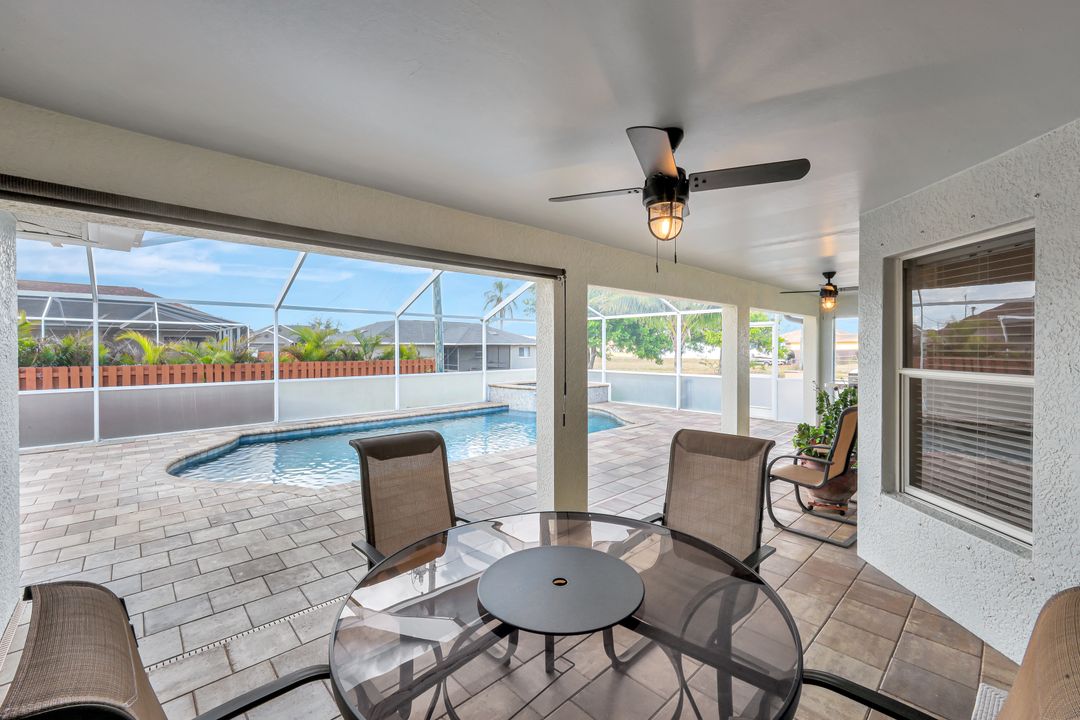 1904 NE 18th Pl, Cape Coral, FL 33909