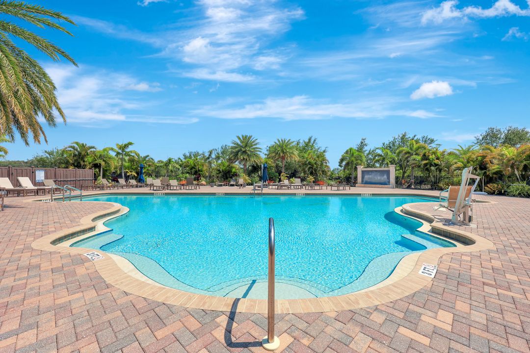 13619 Golden Palms Circle, Fort Myers, FL 33913