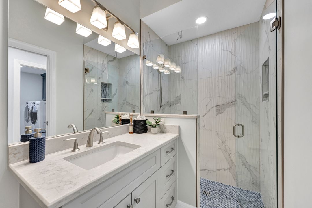 25011 Goldcrest Dr, Bonita Springs, FL 34134