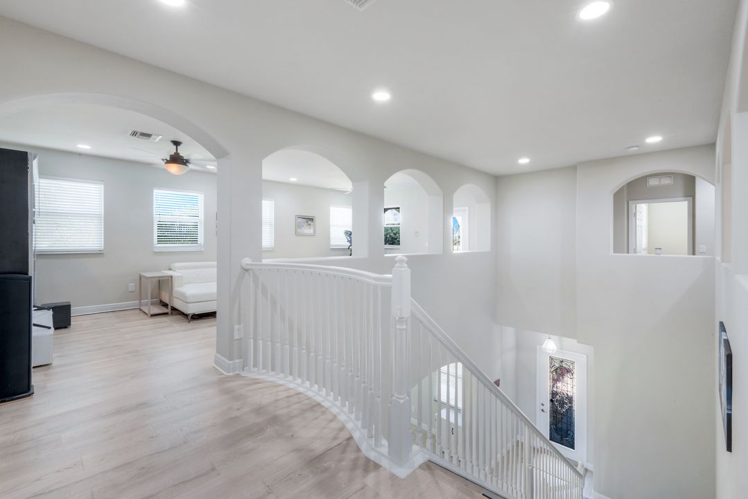 1776 Birdie Dr, Naples, FL 34120
