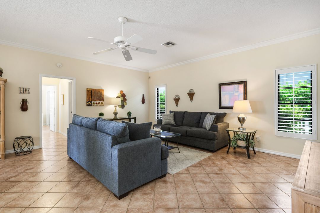 5116 SW 20th Ave, Cape Coral, FL 33914